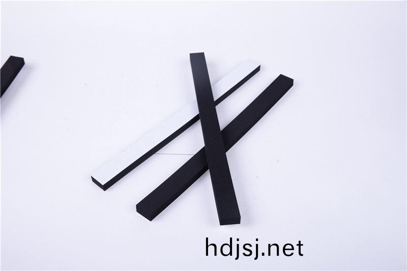 CR減(jian)震保(bao)溫條